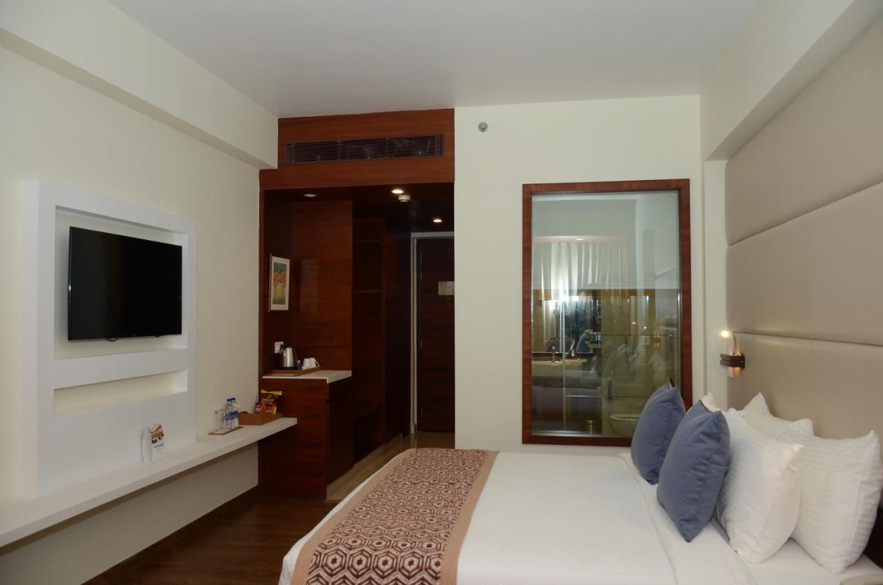 Viraj Sarovar Portico Jammu Ngoại thất bức ảnh